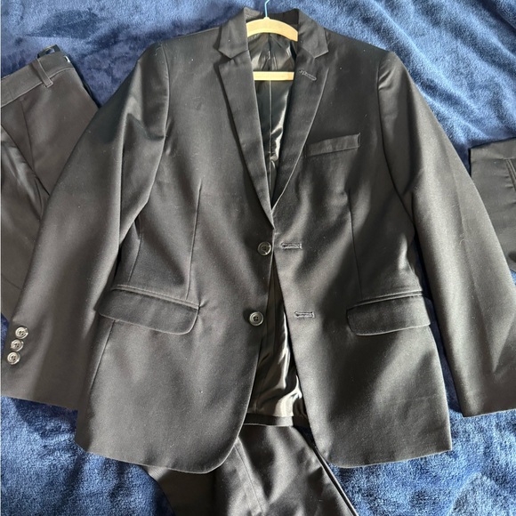 Calvin Klien - Picture 2 of 8